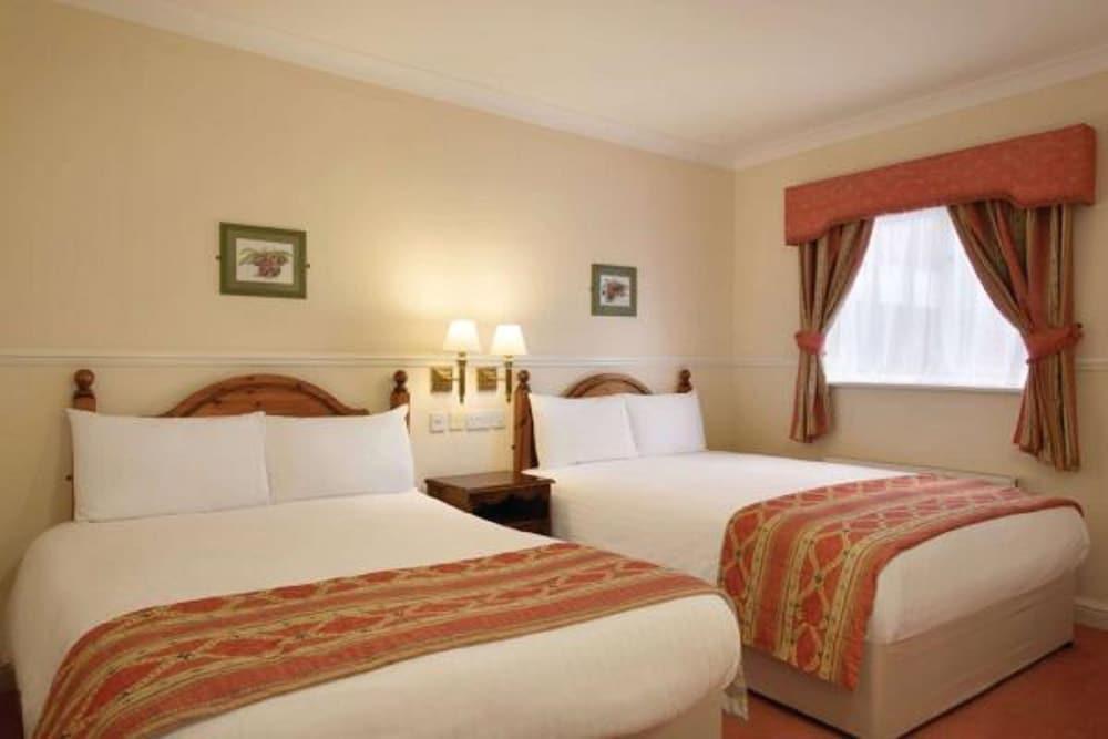 Urban Hotel Grantham Bagian luar foto