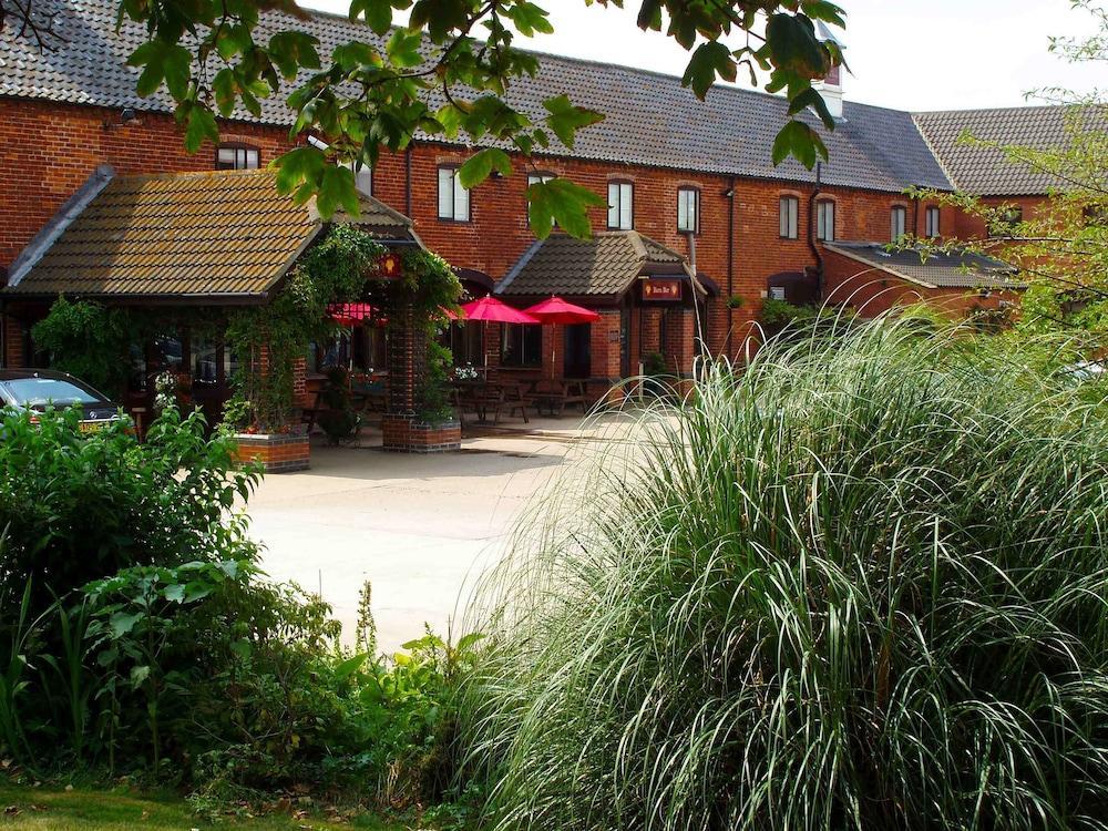Urban Hotel Grantham Bagian luar foto