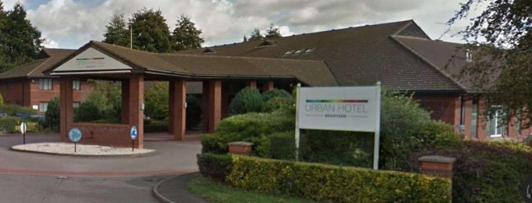 Urban Hotel Grantham Bagian luar foto
